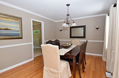 1039 Lexington Ln, Batavia, IL 60510 - photo 5