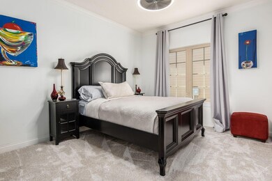 Guest bedroom