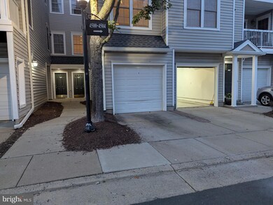 4510 Superior Square unit 4510, Fairfax, VA 22033 - photo 2
