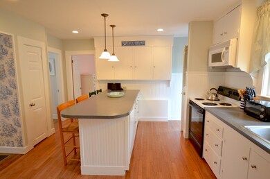 18 Pinehurst Rd, Edgartown, MA 02539 - photo 4