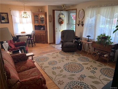 455 Esther St, North Tonawanda, NY 14120 - photo 2