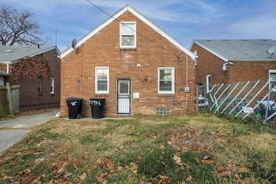11222 Wayburn St, Detroit, MI 48224 - photo 4