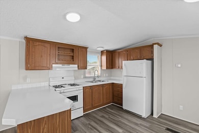 22600 Middlebelt Rd unit D06, Farmington Hills, MI 48336 - photo 5