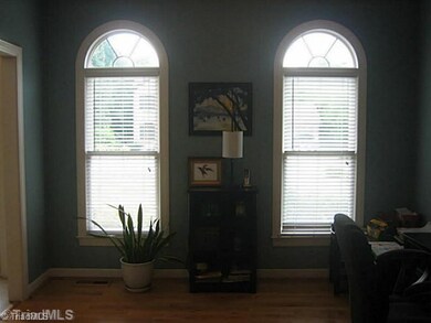 2116 Candelar Dr, High Point, NC 27265 - photo 7