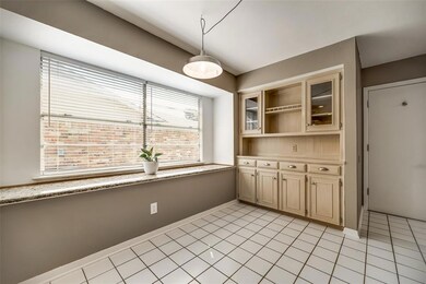 Breakfast area with built-in hutch