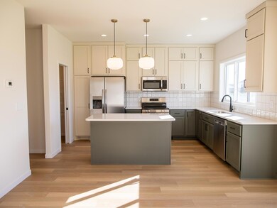 6891 14th St S, Fargo, ND 58104 - photo 2