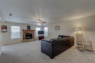 319 Long Bow St, Sheridan, IN 46069 - photo 6