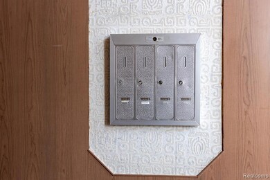 4047 W Maple Rd unit B204, Bloomfield Hills, MI 48301 - photo 5