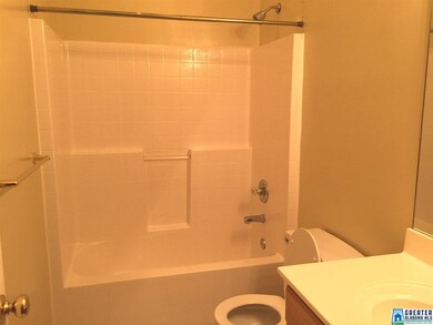 5100 Hidden Cove Cir, Center Point, AL 35215 - photo 4