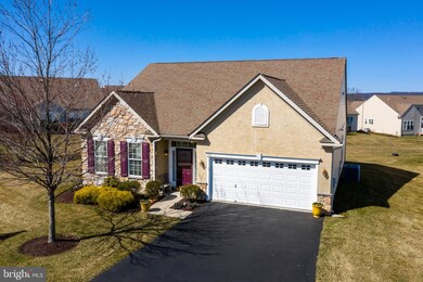 219 Cog Hill Dr, Honey Brook, PA 19344 - photo 3