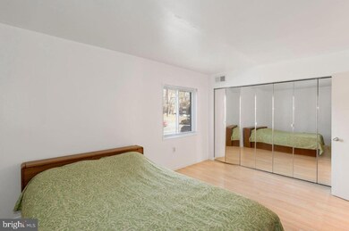 1532 Northgate Square unit 12A, Reston, VA 20190 - photo 4