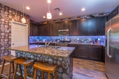 5) KITCHEN