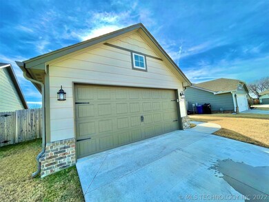 3413 E Plymouth Place, Broken Arrow, OK 74014 - photo 3