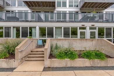 Edge Condominiums unit 102, Milwaukee, WI 53212 - photo 2