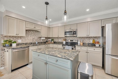 105 Shadowlake Dr, Brunswick, GA 31525 - photo 4