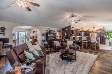 5001 Monteagle Dr, Farmington, NM 87402 - photo 3