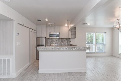 1710 Maryland St unit A, Houston, TX 77006 - photo 4