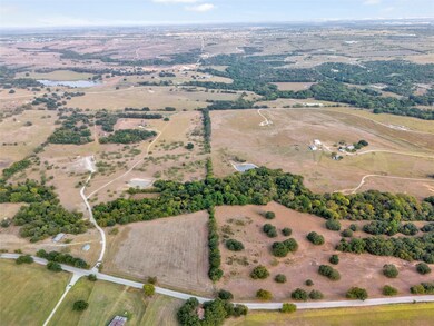 000 Deep Creek, Rhome, TX 76078 - photo 6