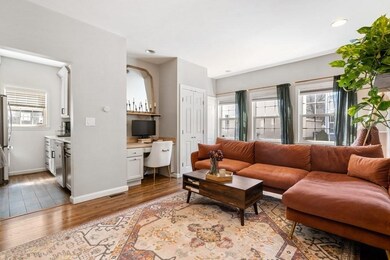 37 Middle St unit 1, Boston, MA 02127 - photo 4