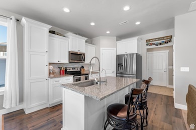 9693 N Bridge St, Eagle Mountain, UT 84005 - photo 4