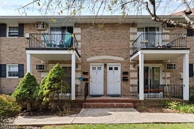 320 South St unit F, Morristown, NJ 07960 - photo 2