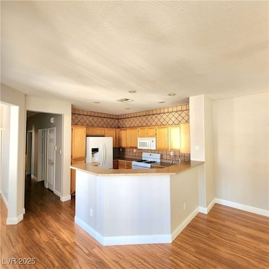 10221 Delray Beach Ave unit 201, Las Vegas, NV 89129 - photo 4