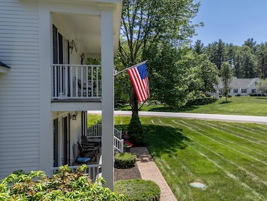 2 Front Decks to Enjoy