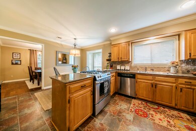 9. kitchen 2
