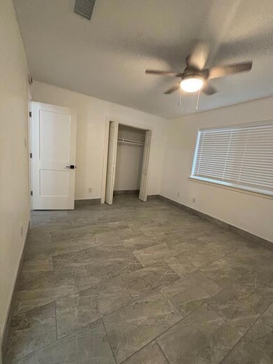 11801 Argonne Forest Trail unit B, Austin, TX 78759 - photo 6