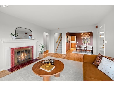 201 SW Bancroft Ct, Portland, OR 97239 - photo 6