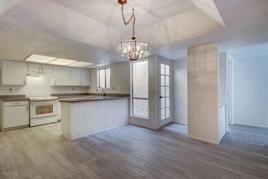 5442 N 78th Way-14
