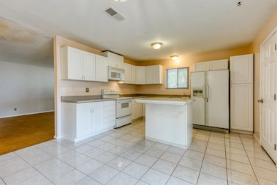 2298 Christian Ave, Redding, CA 96002 - photo 5