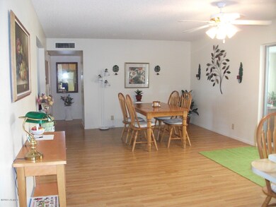 Dining Rm