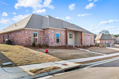 109 Martinique Dr, Madison, MS 39110 - photo 2