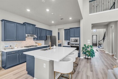 2627 Settler Hill Dr, Fresno, TX 77545 - photo 2