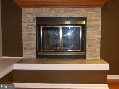 46 Rampart Dr, Chesterbrook, PA 19087 - photo 4