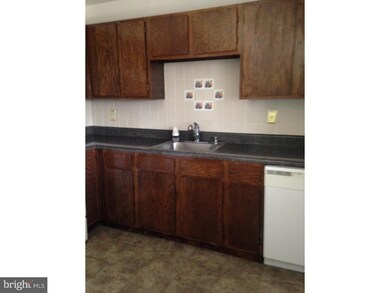 606 Barclay Walk, Cherry Hill, NJ 08034 - photo 2