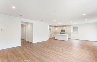 4085 Hudson Ln, Lake Elsinore, CA 92530 - photo 3