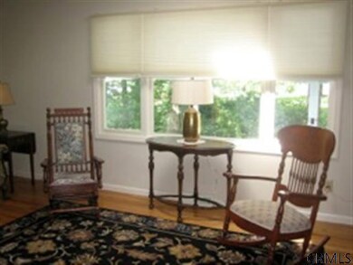 44 Huntwood Dr, Clifton Park, NY 12065 - photo 3