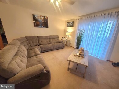 115 Kristyn Ct unit 72, Waynesboro, PA 17268 - photo 4