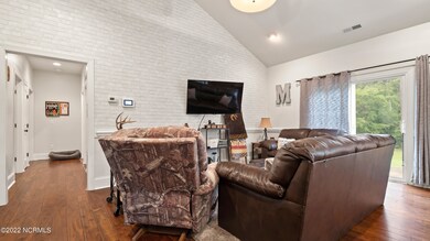 608 Tar Landing Rd, Holly Ridge, NC 28445 - photo 3