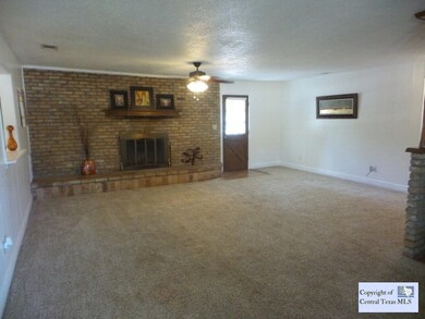 520 Booth Dr, San Marcos, TX 78666 - photo 5