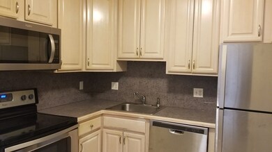 160 Quincy Shore Dr unit 115, Quincy, MA 02171 - photo 6