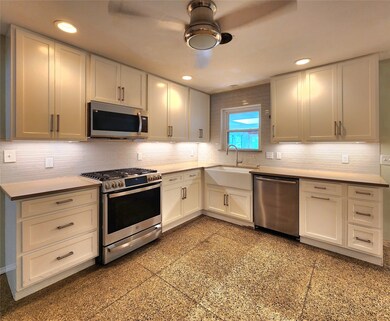 1431 Thornton Rd, Houston, TX 77018 - photo 5