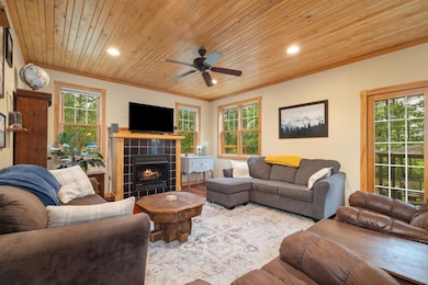 715 4th Ln NW, Menahga, MN 56464 - photo 4