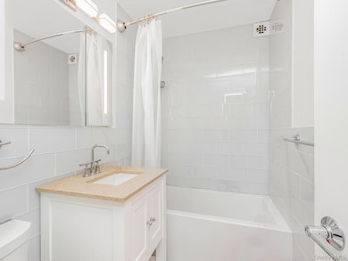 Westchester Towers unit 16A, Yonkers, NY 10710 - photo 5