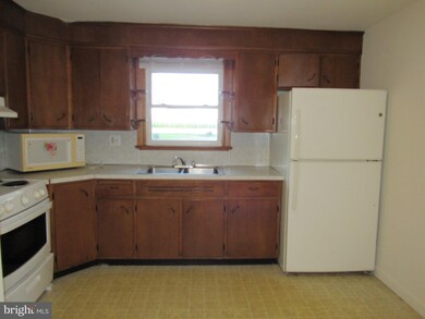 2824 Lincoln Hwy E unit A, Ronks, PA 17572 - photo 3
