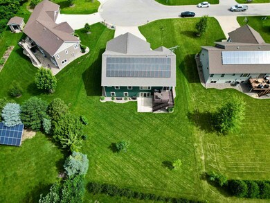 105 Ranchview Ct, Decorah, IA 52101 - photo 3