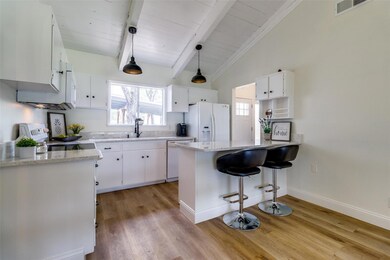 132 Blackfoot Trail, Gainesville, TX 76240 - photo 7