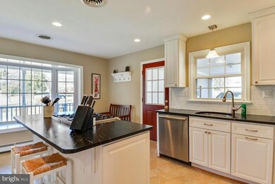 12912 Scarlet Oak Dr, Gaithersburg, MD 20878 - photo 7